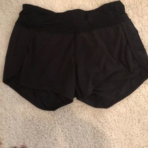 Lululemon Black Shorts, selling for 18$